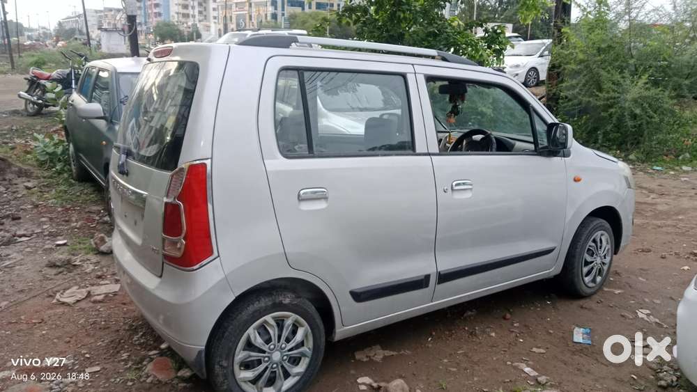 Maruti Suzuki Wagon R Vxi Amt1.2, 2015, Petrol