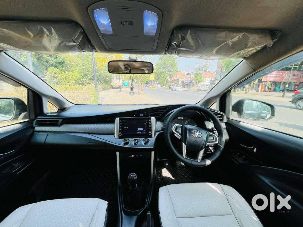 Toyota Innova Crysta 2.4 G Mt, 2022, Diesel