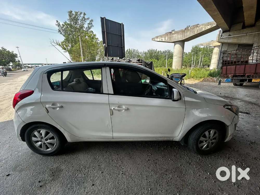 Hyundai I20 Sportz 2012 Model