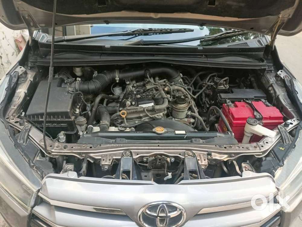 Toyota Innova Crysta 2.7 Zx At, 2016, Petrol