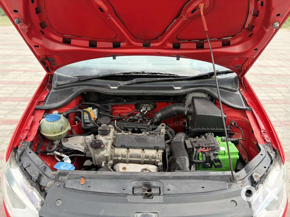 Volkswagen Polo Petrol Highline 1.2l, 2012, Petrol