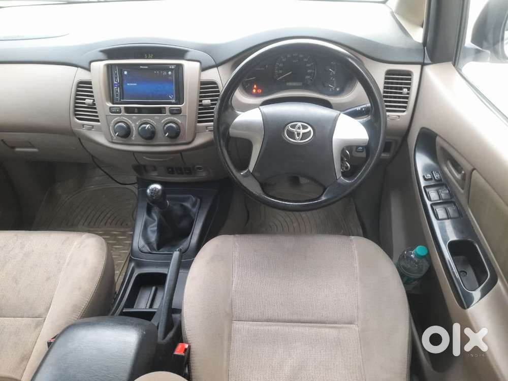 Toyota Innova 2.5 Gx 8 Seater Limited Edition, 2015, Diesel