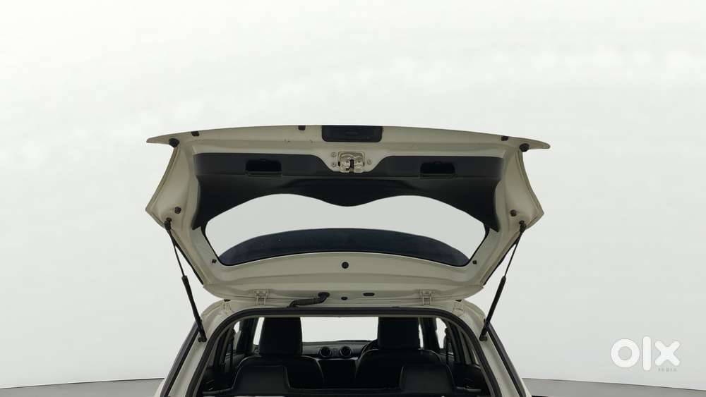 Maruti Suzuki Swift Vvt Vxi, 2022, Petrol