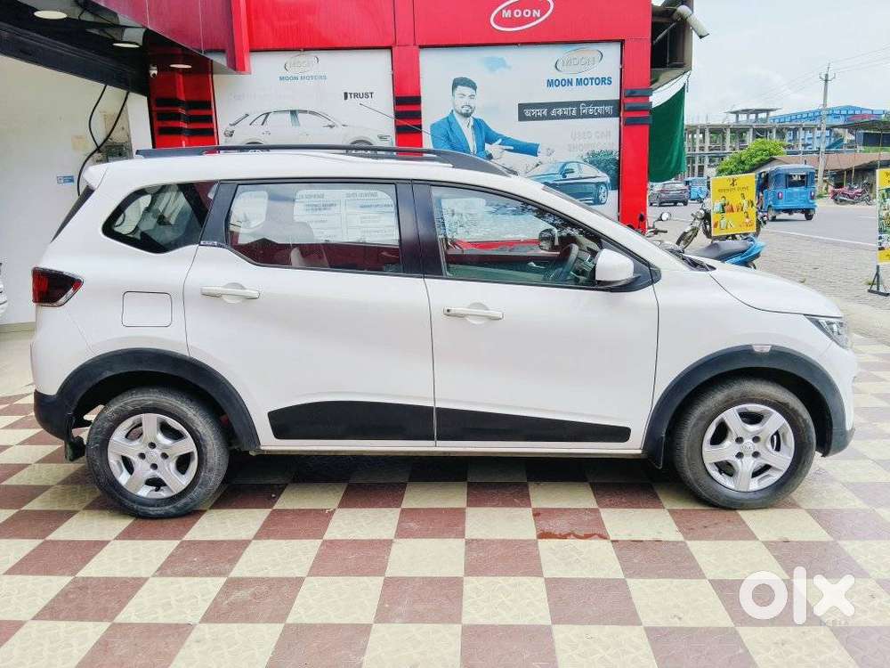 Renault Triber Rxz, 2019, Petrol