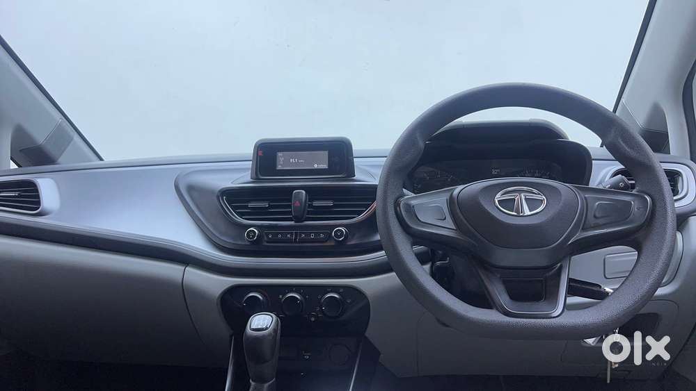 Tata Altroz 1.2 Xm, 2021, Petrol