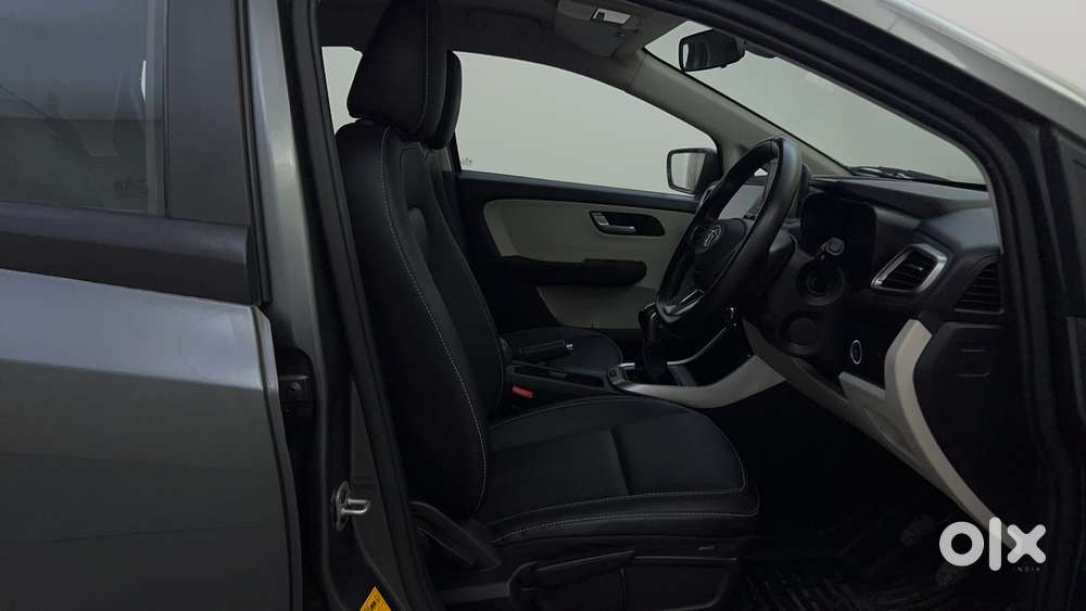 Tata Altroz 1.5 Xz Plus Diesel, 2023, Diesel