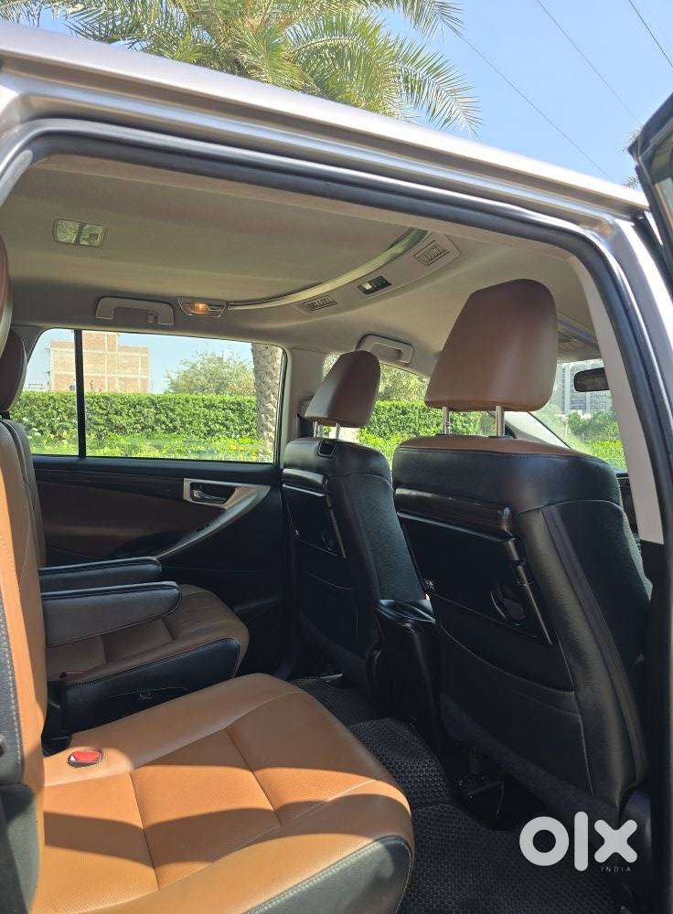 Toyota Innova Crysta [2020-ongoing] 2.4 Zx 7 Str, 2020, Diesel