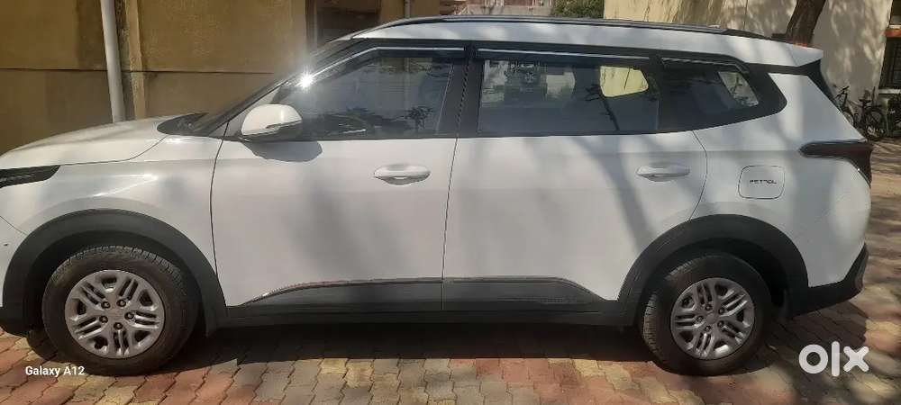 Kia Carens Prestige 2023