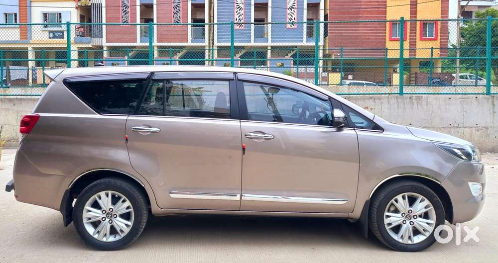Toyota Innova Crysta 2.8z Automatic, 2018, Diesel