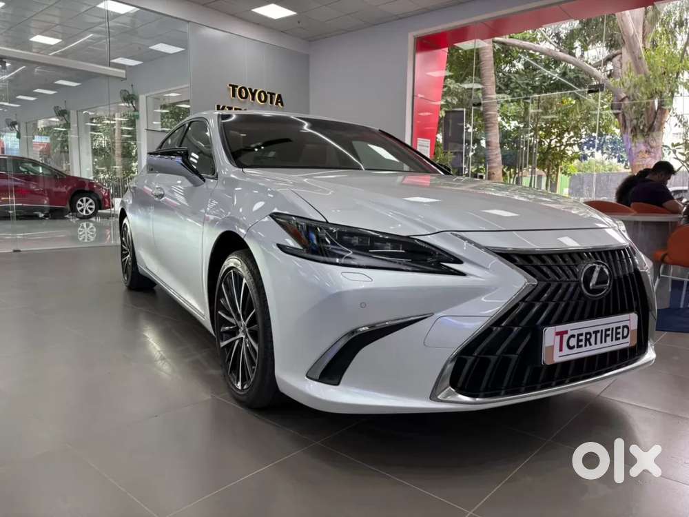 Lexus Es, 2023, Petrol