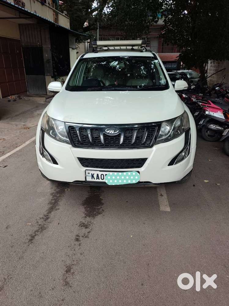 Mahindra Xuv500 W10 2017