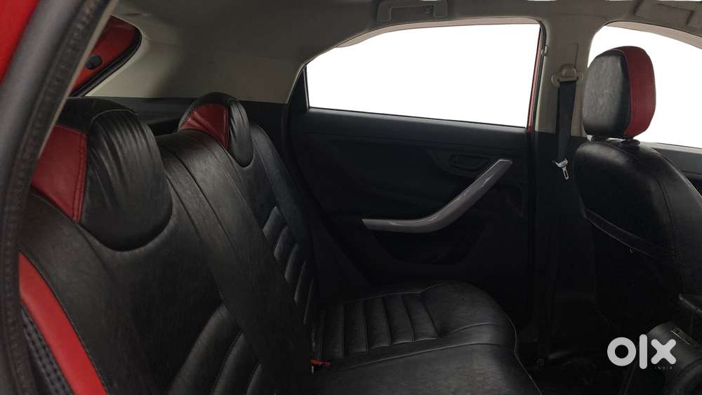 Tata Nexon 1.2 Revotron Xm (s), 2023, Petrol