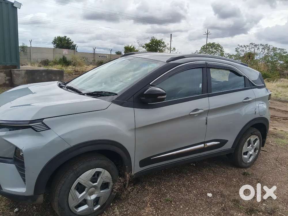 Tata Nexon Pure Petrol 2025