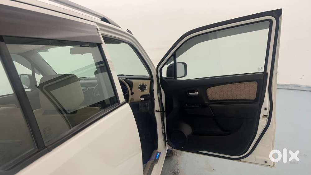 Maruti Suzuki Wagon R 1.0 Vxi Amt, 2018, Petrol