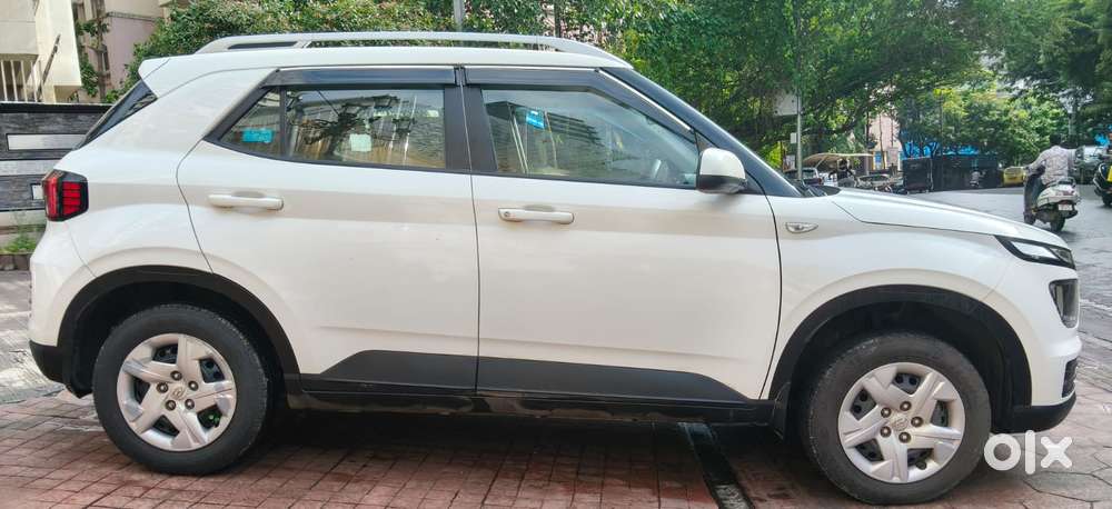 Hyundai Venue S 1.2 Petrol, 2022, Petrol