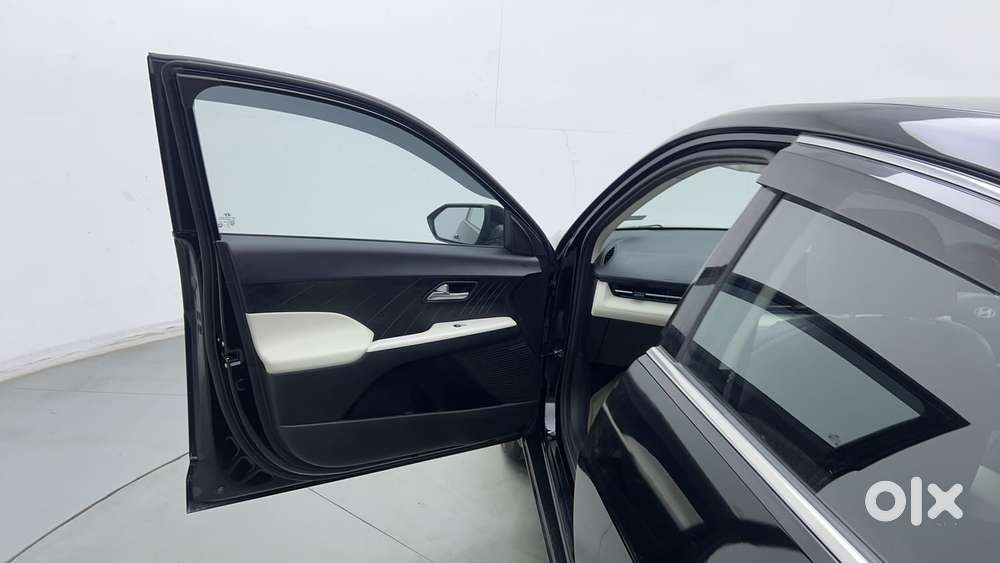 Hyundai Verna 1.5 Sx Petrol Mt, 2024, Petrol