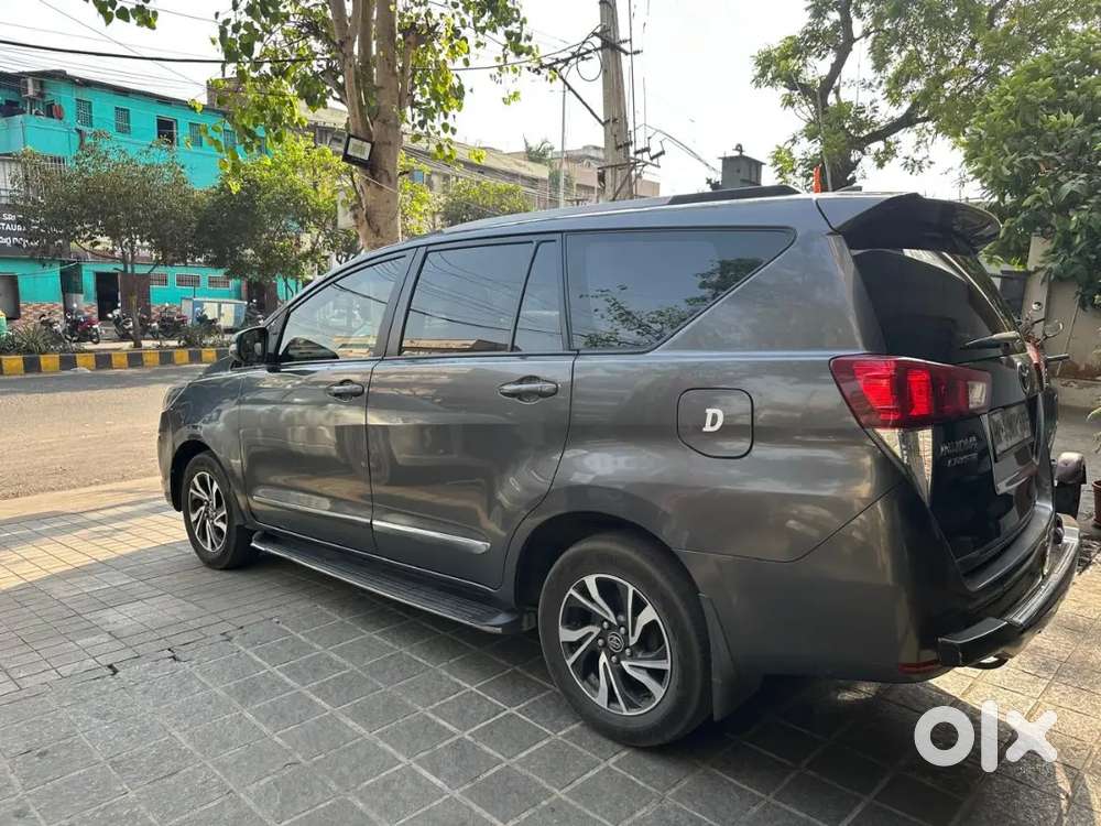 Toyota Innova Crysta 2021 Diesel Well Maintained