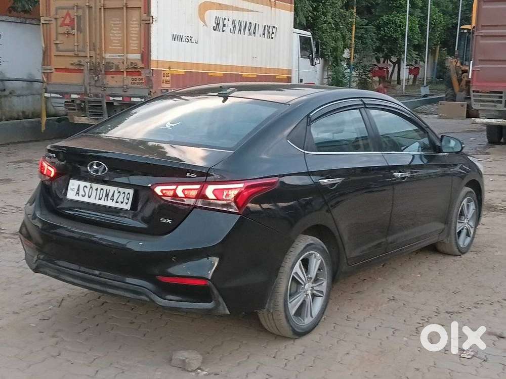 Hyundai Verna 1.6 Crdi At Sx, 2017, Diesel