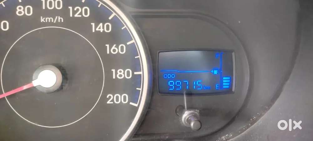 Best Condition Petrol Cng 2013