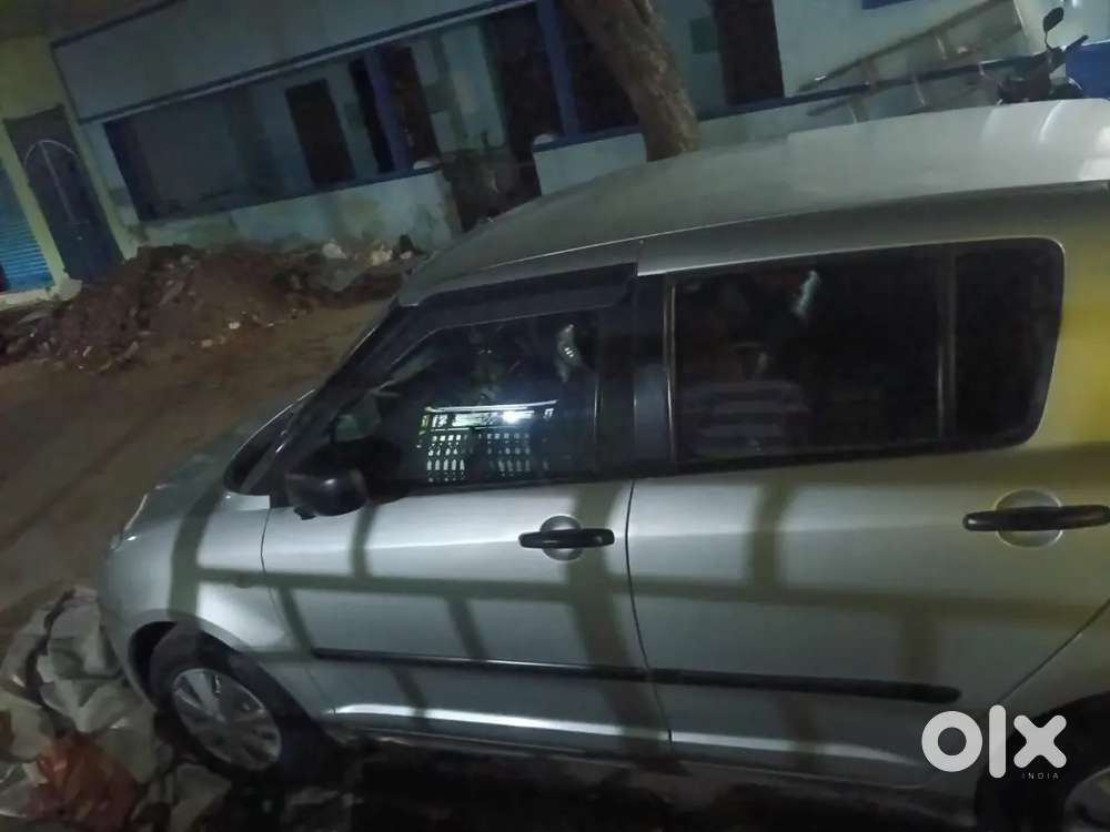 Maruti Suzuki Swift 2004-2010 Petrol Manual