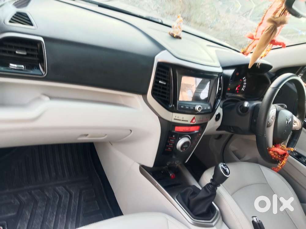 Mahindra Xuv300 W8 Option Diesel, 2023, Diesel