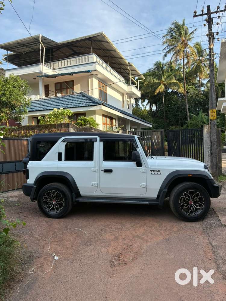 Mahindra Thar Roxx 2025