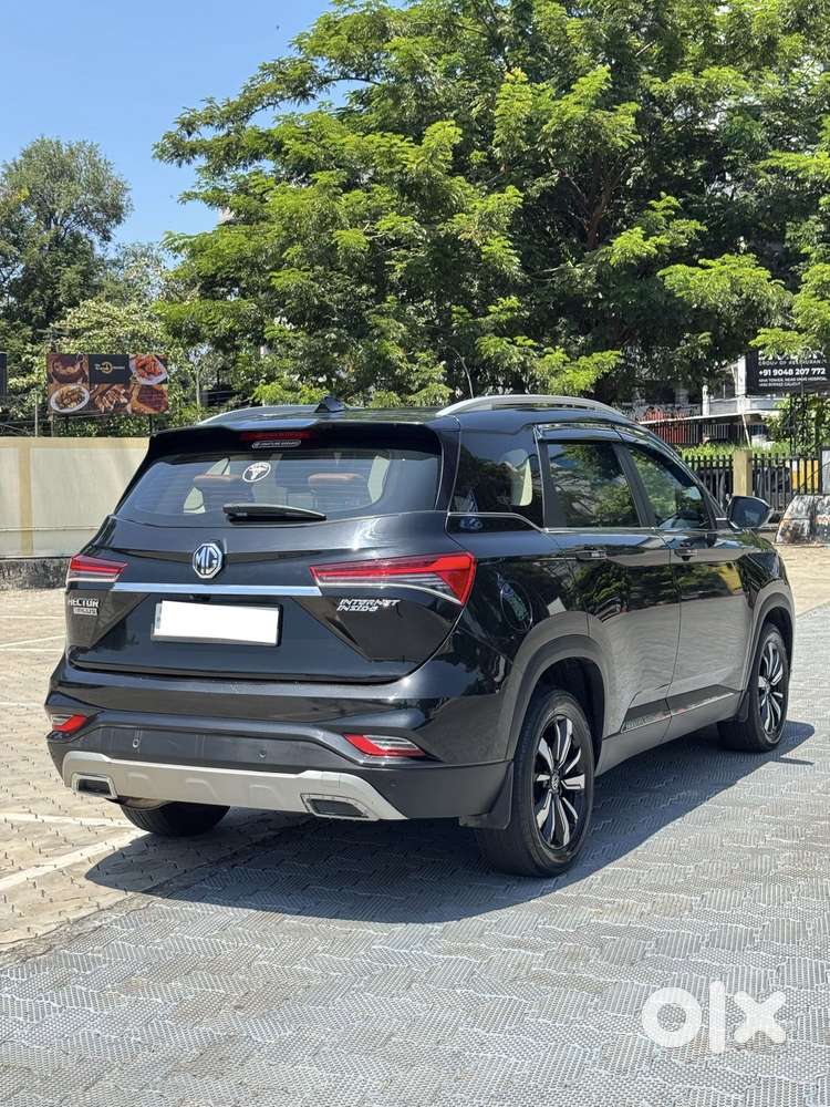 Mg Hector Plus Sharp Pro 2.0 Turbo Diesel 7 Str Dual Tone, 2020, Die..
