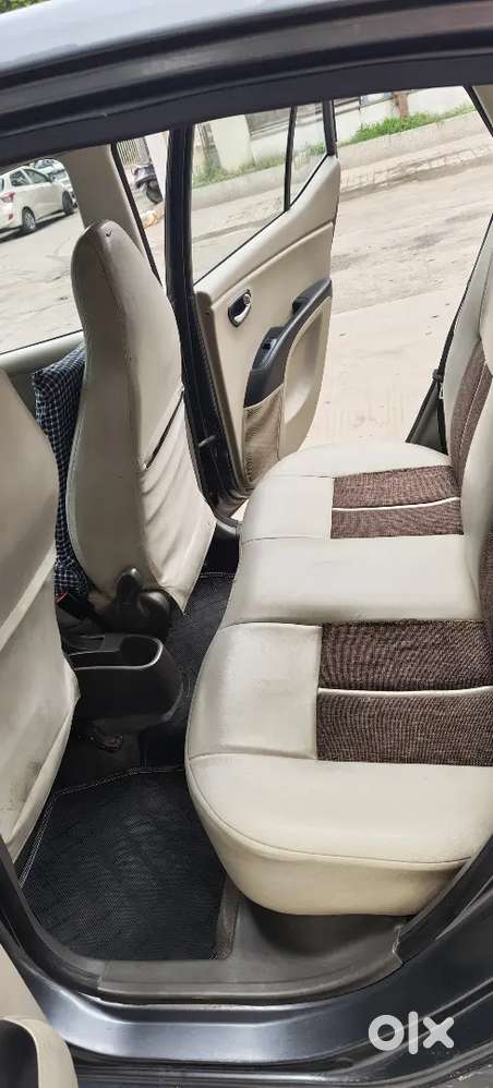 Hyundai I10 1.1 Megna 2012 Manual Petrol+ Cng
