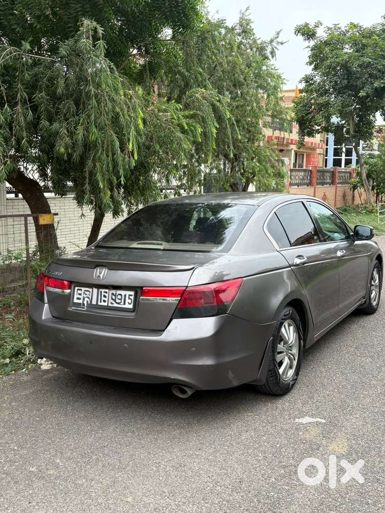 Honda Accord Petrol 2011
