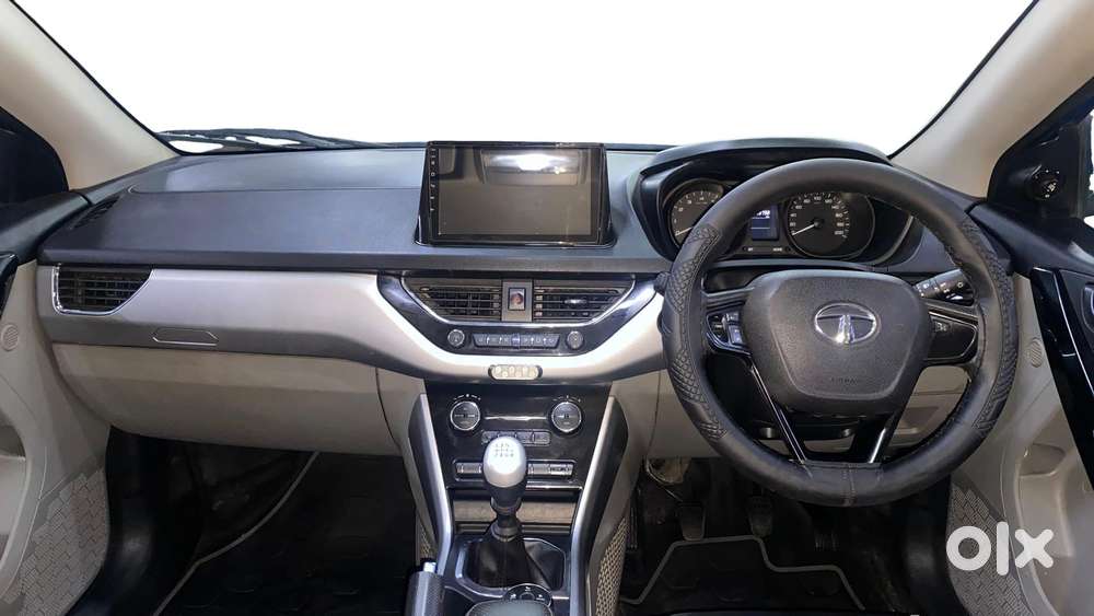 Tata Nexon 1.2 Revotron Xt, 2018, Petrol