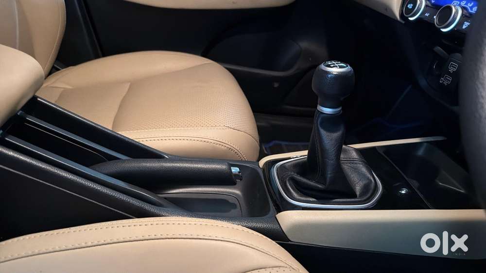 Honda City 1.5 V 5th Gen I-vtec Mt, 2023, Petrol