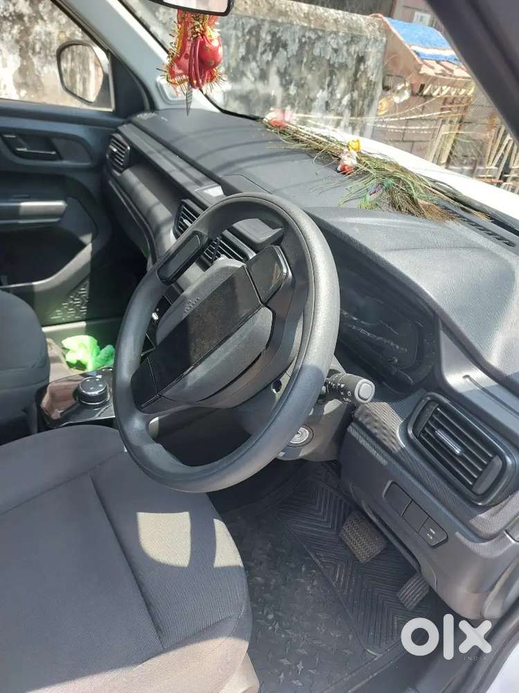 Tata Punch Ev 2025 2483 Km Driven