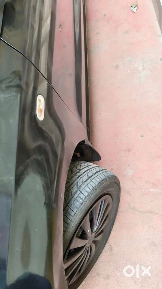 Volkswagen Polo 2010 (1.2)diesel 180000 Km Driven