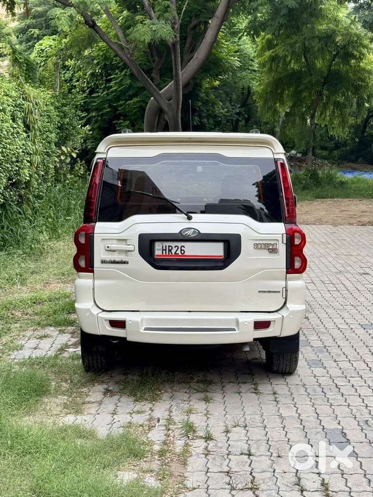 Mahindra Scorpio S6 Plus, 2017, Diesel