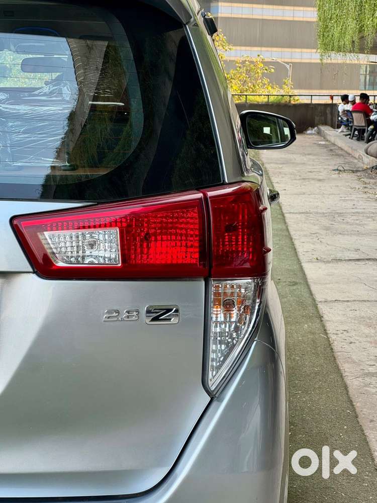 Toyota Innova Crysta 2.8z Automatic, 2017, Diesel