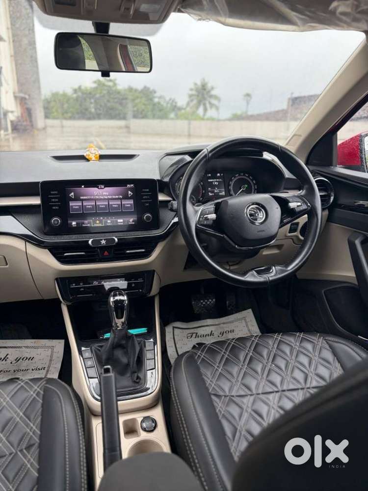 Skoda Slavia 1.0 Tsi Style At, 2024, Petrol