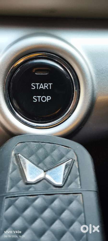 Mahindra Xuv700 2.2 Ax 7 Diesel Mt Luxury Pack Str, 2023, Diesel