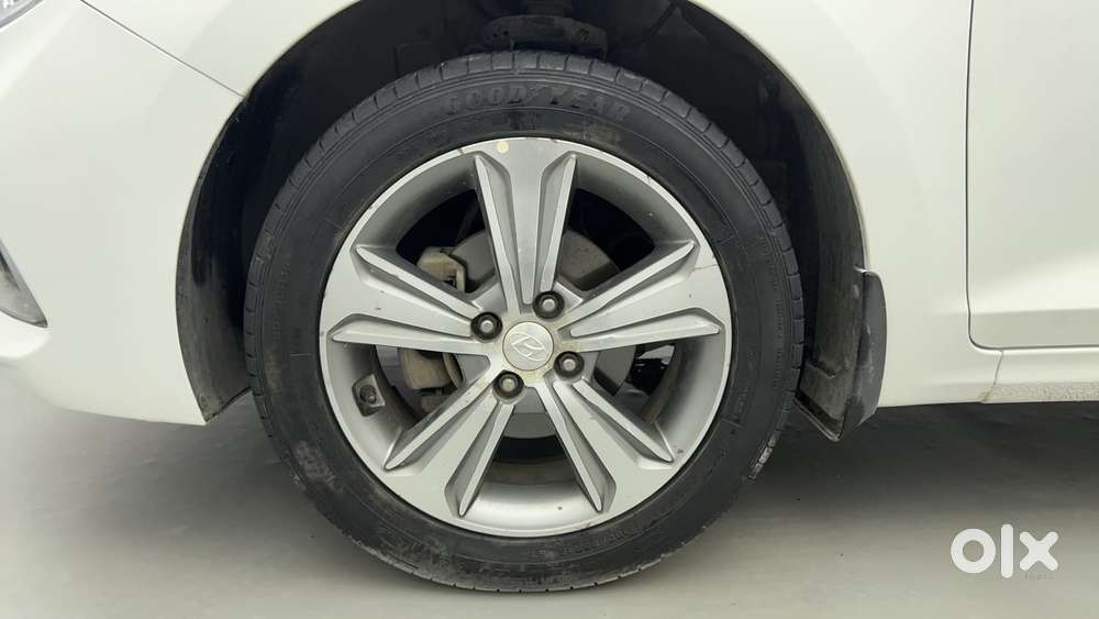 Hyundai Verna Vtvt 1.6 At Sx Plus, 2019, Petrol