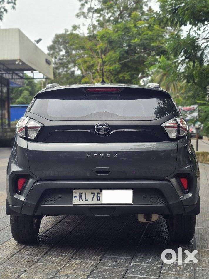 Tata Nexon 1.2 Revotron Xm (s), 2022, Petrol