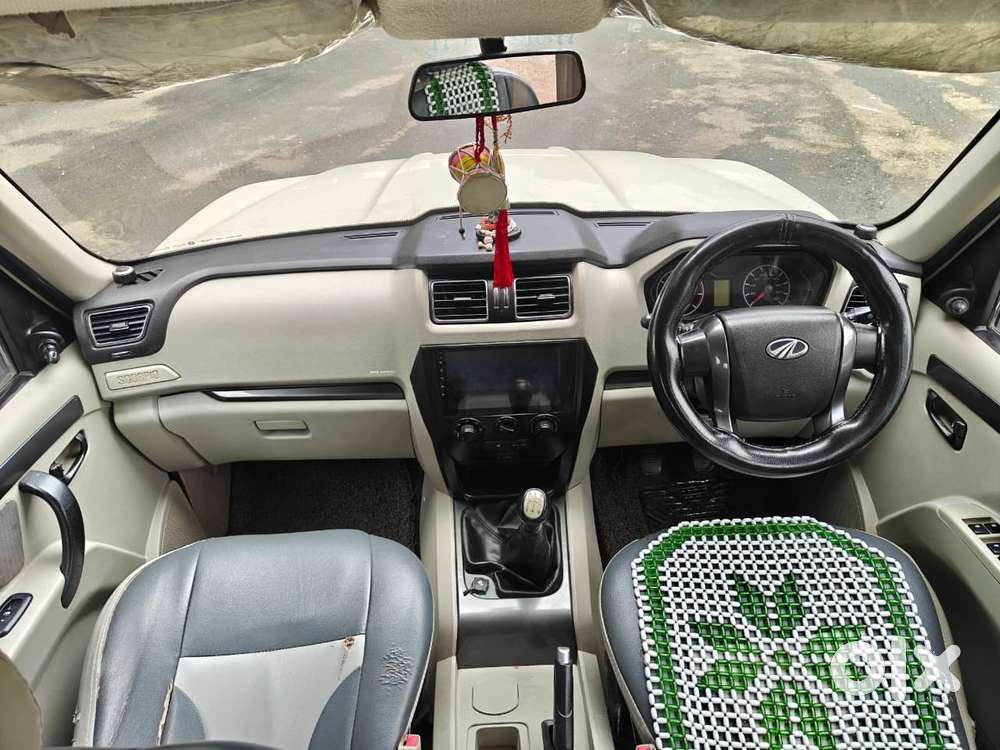 Mahindra Scorpio S6, 2015, Diesel