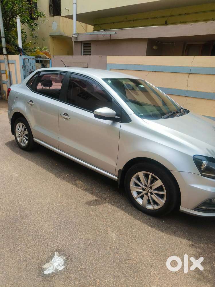 Volkswagen Ameo - Silver