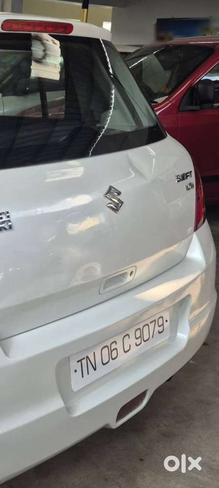 Maruti Suzuki Swift Lxi Option, 2011, Petrol