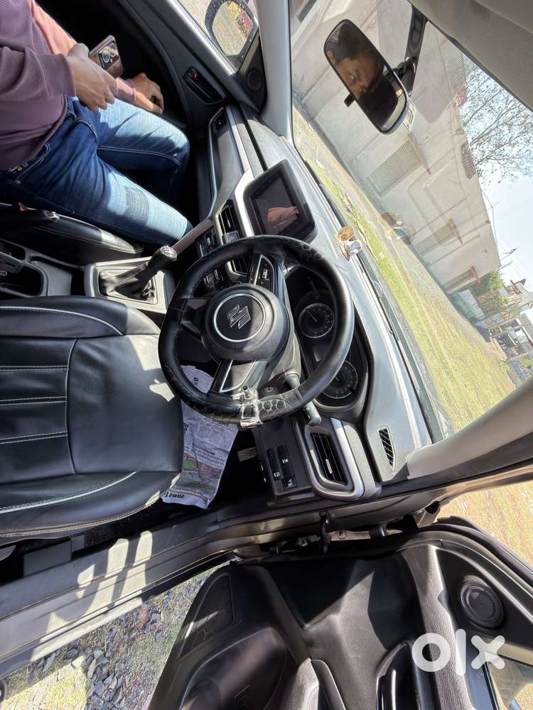 Maruti Suzuki Brezza 1.5 Vxi Smart Hybrid, 2023, Petrol