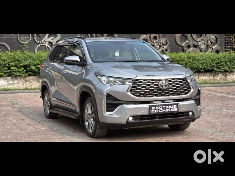 Toyota Innova Hycross 2.0 Zx (o) Hybrid 7 Str, 2024, Petrol