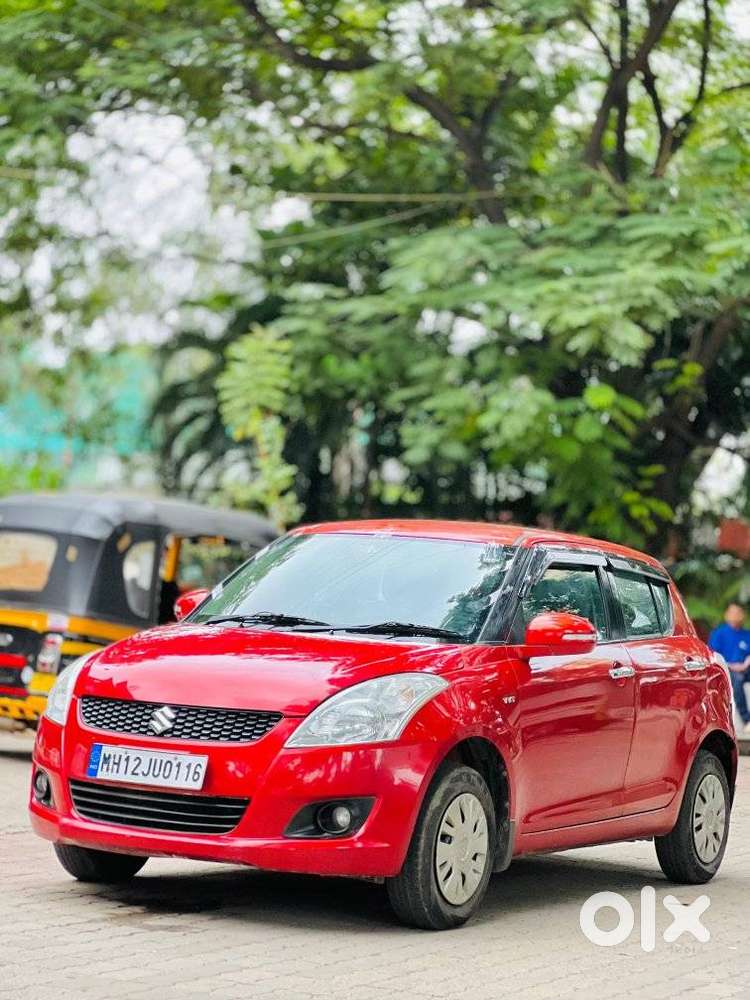 Maruti Suzuki Swift Vxi With Abs, 2013, Petrol