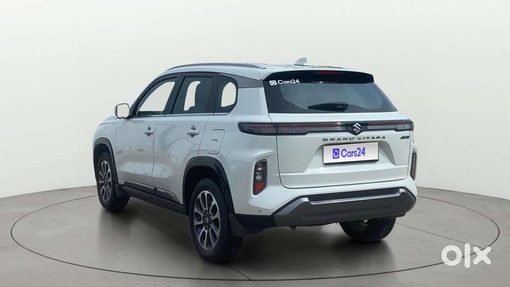 Maruti Suzuki Grand Vitara 1.5 Alpha Plus Intelligent Hybrid Ecvt, 2..
