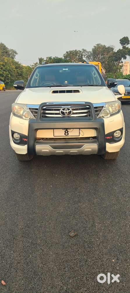 Toyota Fortuner 3.0 4x2 Automatic, 2014, Diesel