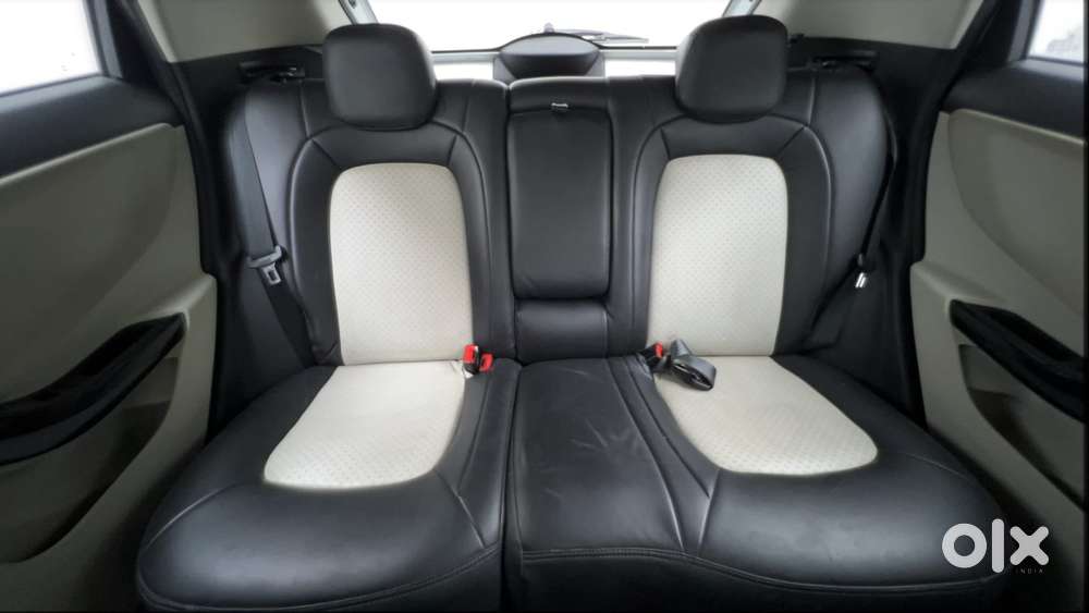 Tata Nexon 1.2 Revotron Xz Plus (s), 2023, Petrol