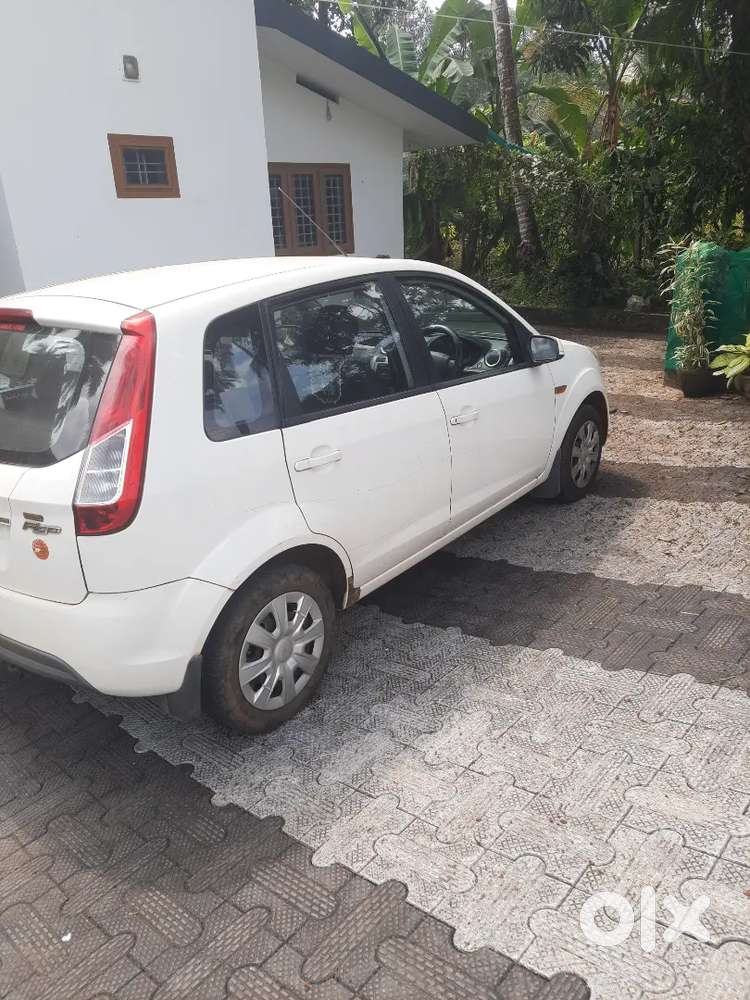 Ford Figo 2013 Petrol Well Maintained.