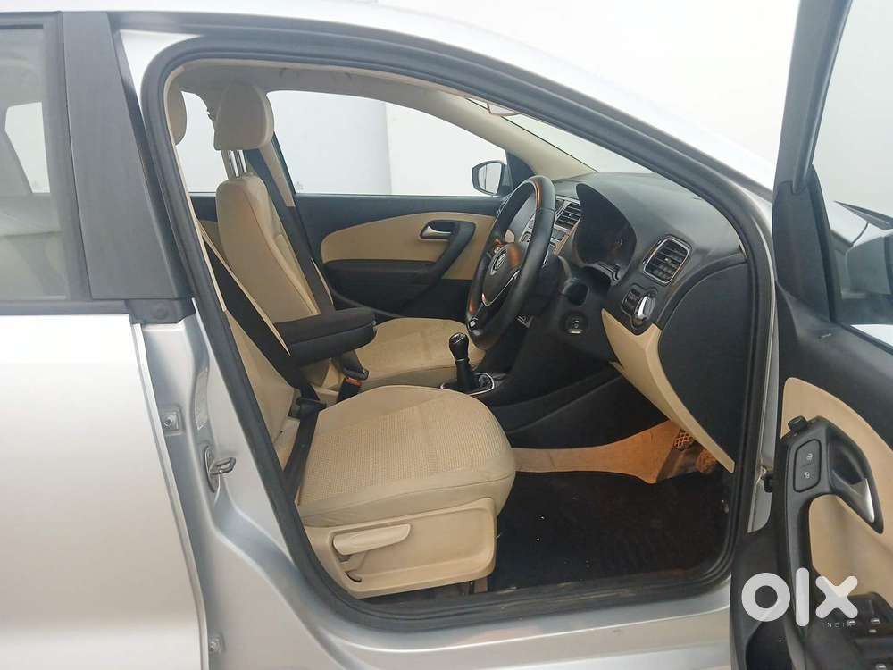 Volkswagen Ameo 1.2 Mpi Highline 16 Alloy, 2016, Petrol